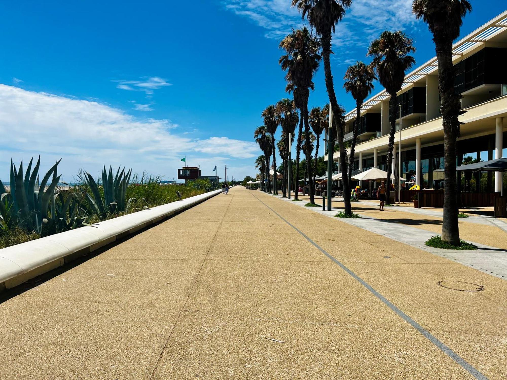 Appartement En Bord De Mer Sete Exterior photo